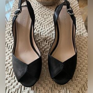 BCBGeneration black wedge
